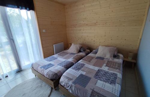 Vernet-la-Varenne Apartment | Gîte ambiance Chalet