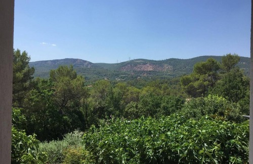 Le Thoronet Apartment | Gîte/Appartement Saint Bernard