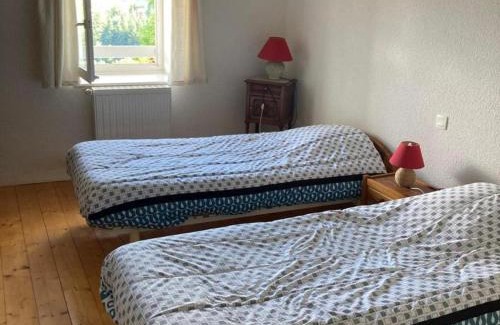 Veranne House | Gîte authentique avec cheminée et wifi, près du Pilat - FR-1-496-255