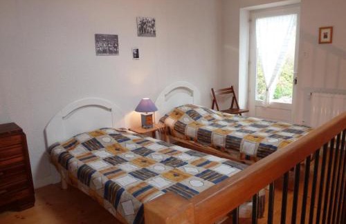 Veranne House | Gîte authentique avec poêle à bois et Wi-Fi proche Pilat - FR-1-496-256