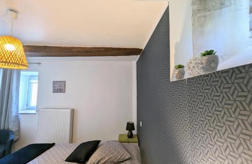 Douadic House | Gîte Authentique en Berry - Étang de Pêche, Confort Moderne, À 10 min du Spa - FR-1-591-406