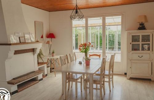 Talmont-Saint-Hilaire House | Gîte avec jeux et terrasse à La Guittière - FR-1-426-567