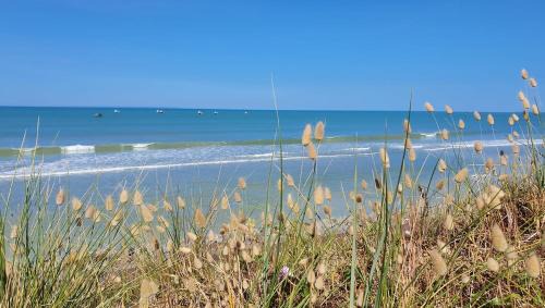 Pirou House | Gîte bord de mer Escapade Pirouaise L'Oyat
