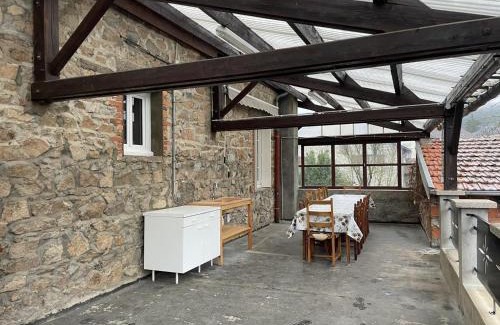 Ferrieres-sur-Sichon House | Gîte charmant avec terrasse, animaux admis - FR-1-489-496