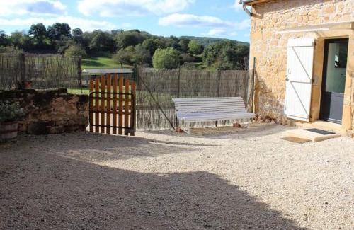 Grolejac House | Gîte charmant à Groléjac avec parking, WiFi et jardin clos - FR-1-616-428
