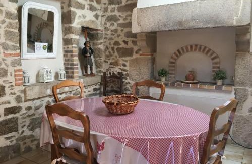 Saint-Michel-Mont-Mercure House | Gîte charmant à la campagne avec terrasse, proche du Puy du Fou et de la rivière Sèvre - FR-1-426-249