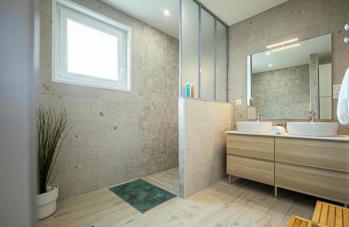 Saulcet House | Gîte charmant avec spa et grand jardin près des vignobles anciens - FR-1-489-513