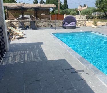 Gargas House | Gîte chez l'habitant indépendant "La villa des ocres"