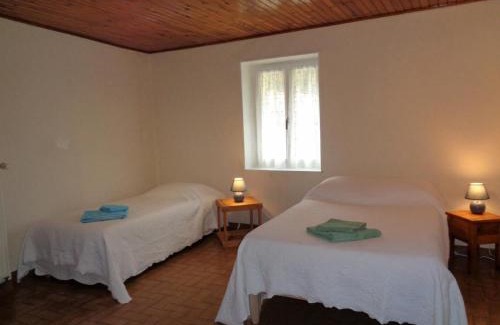 Saint-Jean-la-Vetre House | Gîte confortable avec terrasse et animaux acceptés - FR-1-496-248