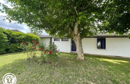 Saint-Michel-en-l'Herm House | Gîte cosy entre plages et Marais Poitevin, tout inclus, à 600m du bourg historique de Saint-Michel - FR-1-426-552