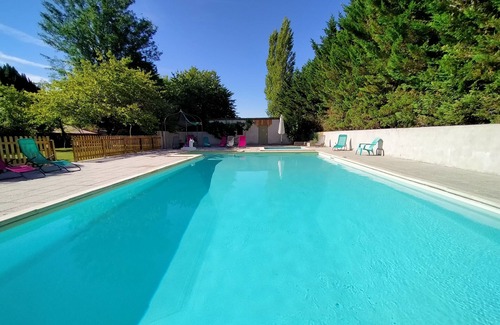 Bellon Cottage | Gîte "danielle" Classé 3 Pour 6 Personnes Avec Piscine