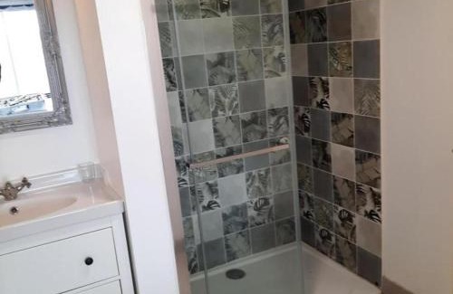 Saint-Bauld House | Gîte dans château du XVè avec piscine privée, wifi et animaux admis - FR-1-381-410