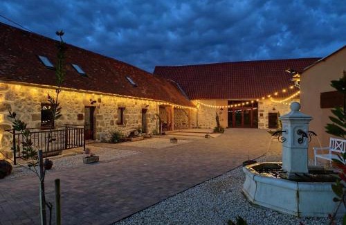 Montaigu-le-Blin House | Gîte de charme avec spa et cheminée, proche Vichy - FR-1-489-522