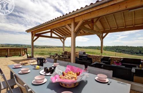 Pinay House | Gîte de charme avec spa et sauna, calme idyllique - FR-1-496-274