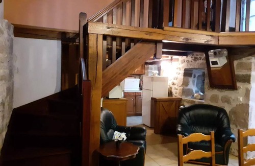 Saint-Cirgues-la-Loutre Villa | Gîte de France in Saint-Cirgues-la-Loutre 3 ears - Gîte de France 2 people