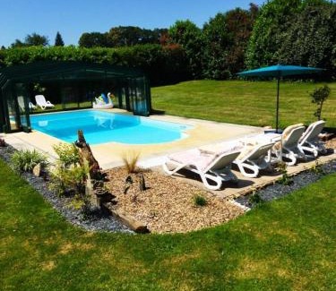 Condat-sur-Ganaveix Apartment | Gîte de France C'est tout vert 4 épis - Gîte de France 5 personnes MAE-9824