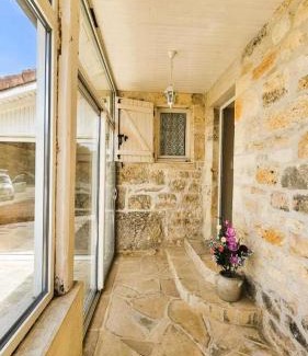 Turenne Apartment | Gîte de France Les jeunes années 3 épis - Gîte de France 6 personnes MAE-3553