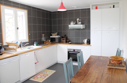 Eyzahut House | Gîte de la Falaise Avec vue sur la Vallée de la Combe Abut et le Ravin D'eyzahut