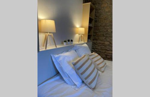 Diancey House | Gîte de la Fontaine salée