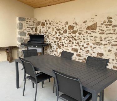 Combrand House | Gîte de la Foye - Le Jasmin