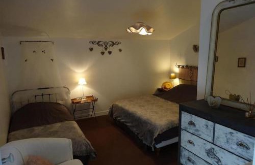 Coulonges-sur-l'Autize House | Gîte de la Villa André