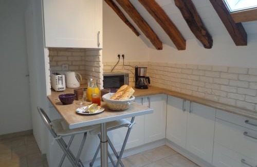 Les Riceys Apartment | Gîte de la petite Croix Blanche