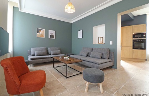 Saint-Fraimbault House | Gîte de la Poste