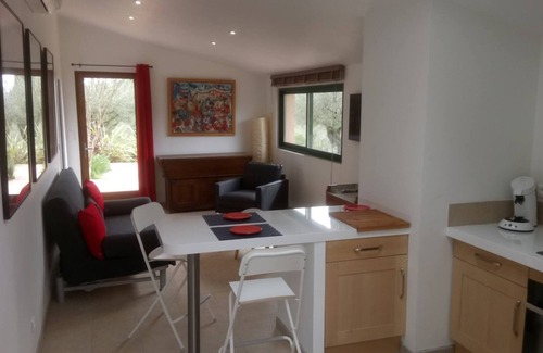 Cotignac Cottage | Gîte de la Radassière