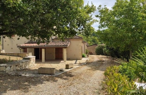 Lectoure Apartment | Gîte de la Tride B Avec Terrasse Proche du Centre