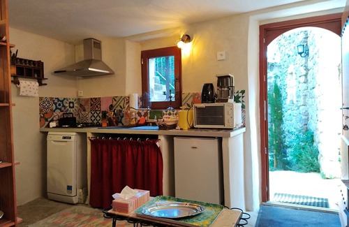 Saint-Jean-du-Gard Other | Gîte des Châtaigniers Mas en Cévennes. Ideal for couples or families.