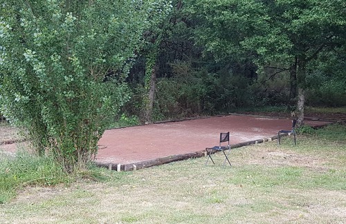 Luze House | Gîte Domaine de Villevert Piscine, Sauna spa Pétanque Volley