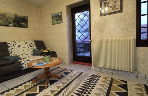 Saint-Laurent-d'Agny House | Gîte du Bistinclin Fruité