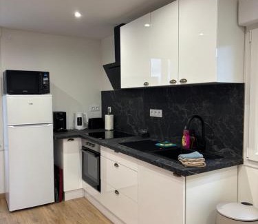 Saint-Aubin-de-Terregatte House | Gîte du Haut-Plantais