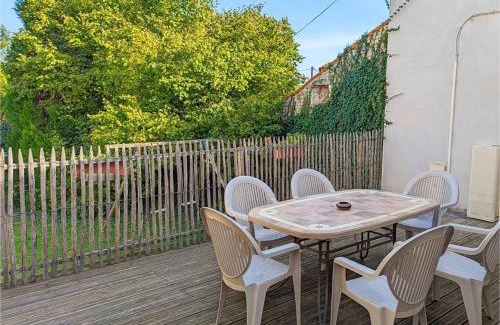 Asnieres-sur-Nouere House | Gîte du Meunier avec Terrasse, WIFI et Animaux Admis - FR-1-653-79