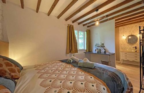 Mantilly House | Gîte en Normandie avec Jardin et WiFi Inclus - FR-1-497-208
