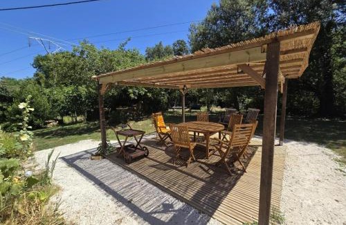 Carlux House | Gîte enchanteur en bois, 4 pers, animaux admis - FR-1-616-492