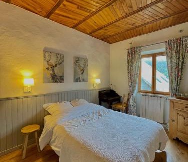 Saint-Etienne-en-Devoluy Bed & Breakfast | Gîte et chambres d'hôtes "La Tourtette" 12 pers