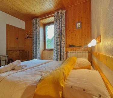 Saint-Etienne-en-Devoluy Bed & Breakfast | Gîte et chambres d'hôtes "La Tourtette" 12 pers