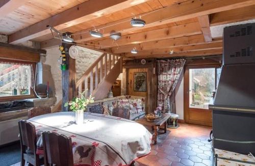 Fresse House | Gîte familial jusqu'à 8 pers., charme ancien & modernité - FR-1-583-407