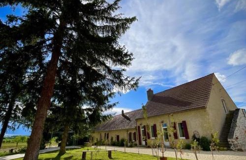 Montaigu-le-Blin House | Gîte familial pop'art, déco unique proche de Vichy - FR-1-489-519