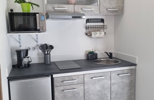 Saint-Florent-sur-Auzonnet Apartment | Gîte de la Tourterelle