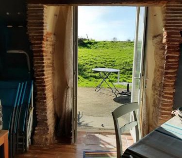 Pouillon Apartment | Gîte Izabeau