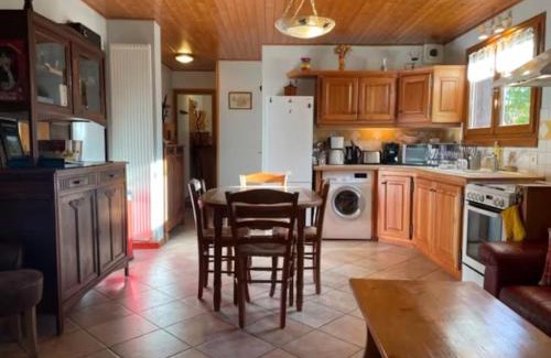 Hauteville Apartment | Gîte L'Erablière