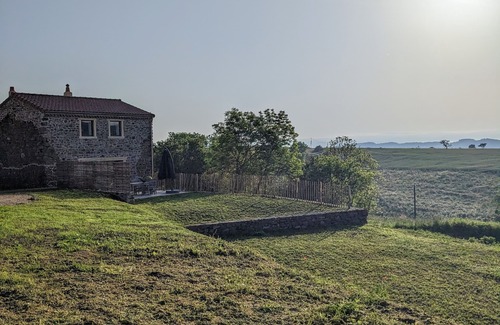 Saint-Just-pres-Brioude Cottage | Gîte - La Grange - St Just-prés-Brioude