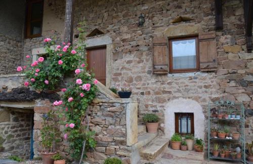 Bourgvilain Apartment | Gîte la Framboisine