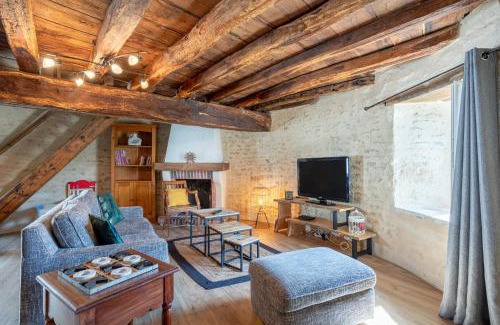 Jard-sur-Mer House | Gîte La Tourette - Charme atypique