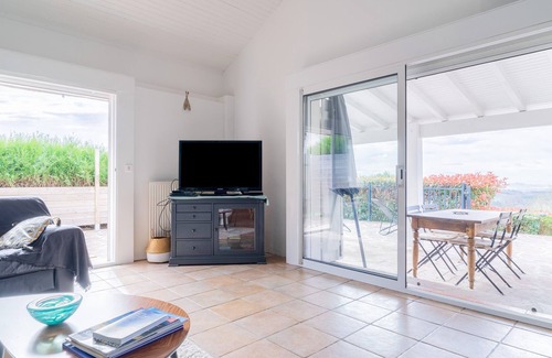 Belus House | Gîte Lasaitasuna - Two Bedroom House, Sleeps 4