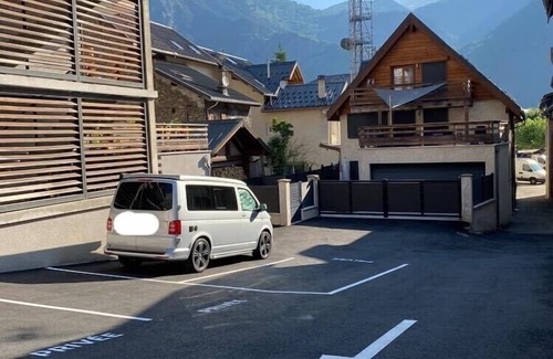 Le Bourg-d'Oisans Apartment | Gîte le Grand Coeur ❤️