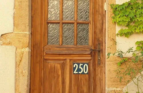 Passenans House | Gîte Le Lynx