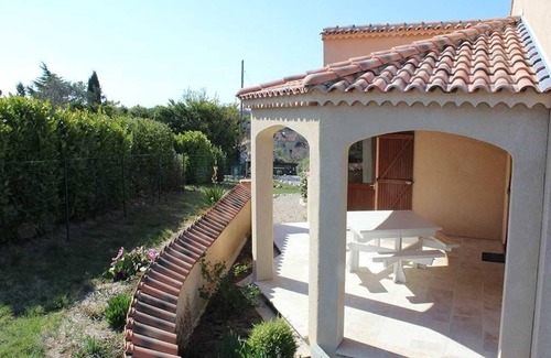 Montagnac-Montpezat Villa | Gîte Le Platane